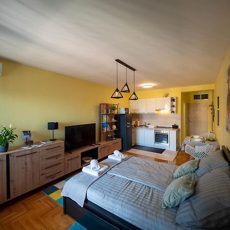 Green Apple Apartment Subotica Eksteriør bilde